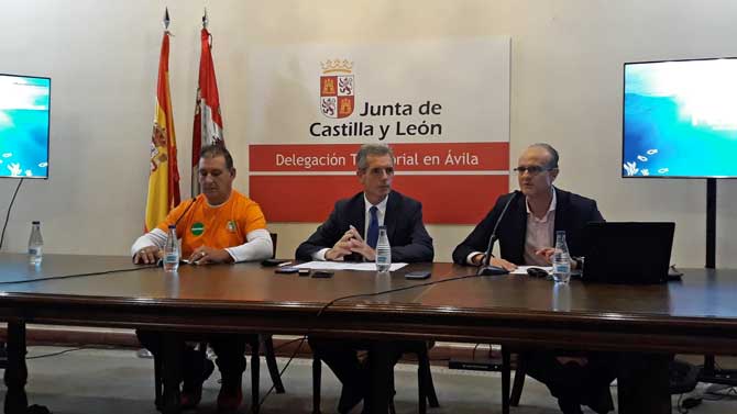 Presentación de la limpieza del embalse del Burguillo.