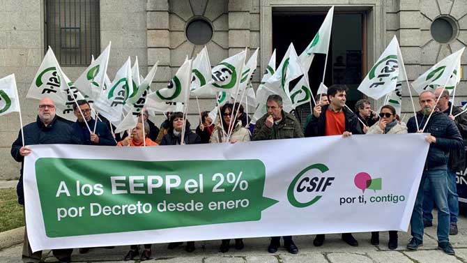 Concentración de CSIF ante la Subdelegación del Gobierno.