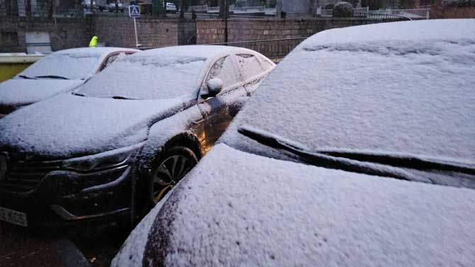 Nieve en Ávila a primera hora del jueves.