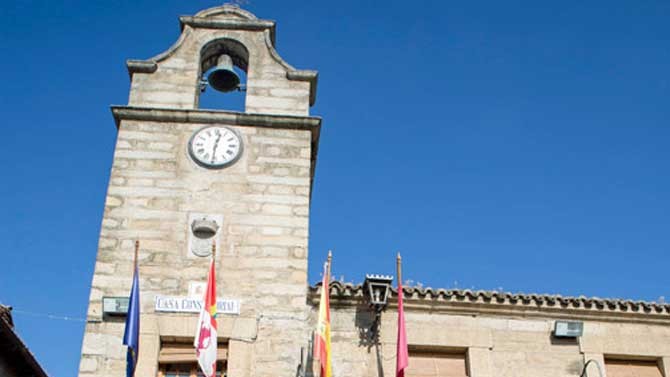 Ayuntamiento de La Adrada.