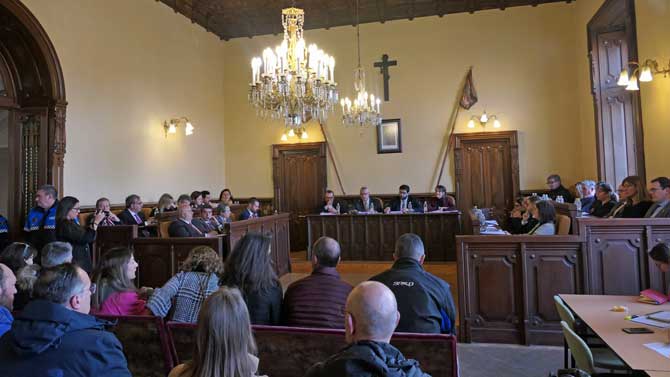 Pleno de presupuestos en diciembre de 2019.