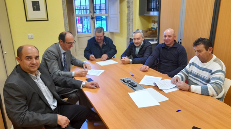 Firma del convenio de Aqualia,