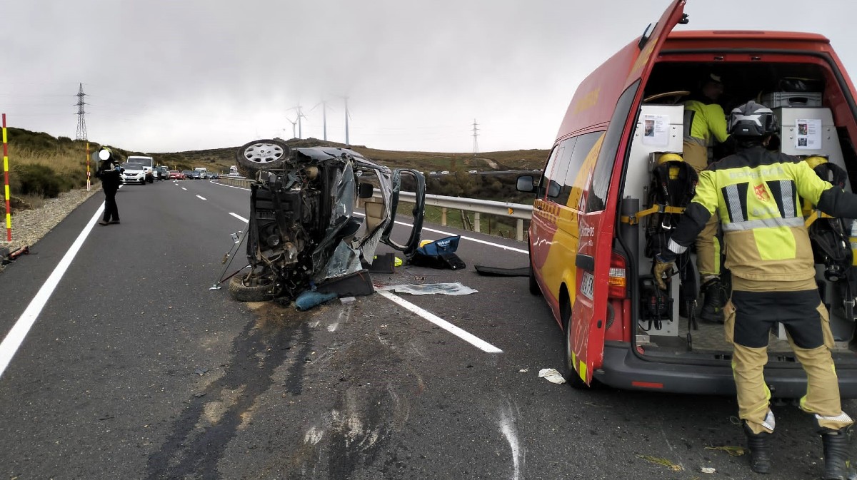 Herido un conductor en un accidente en la CL-505. Foto: @EmergenciaAvila.