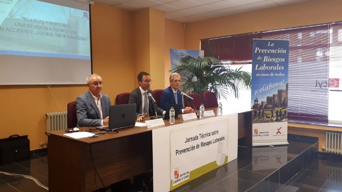 Imagen de archivo de una jornada en la Oficina Territorial de Trabajo.