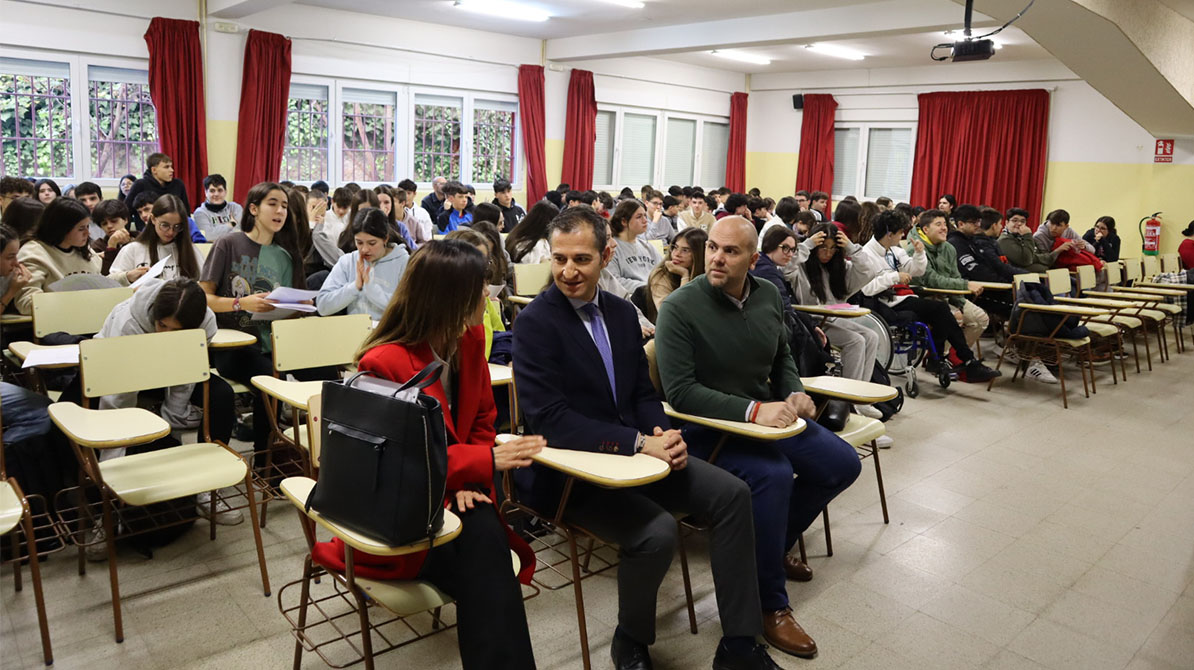 Charla ‘ Embajadores de la FP’ en el IES Vasco de la Zarza