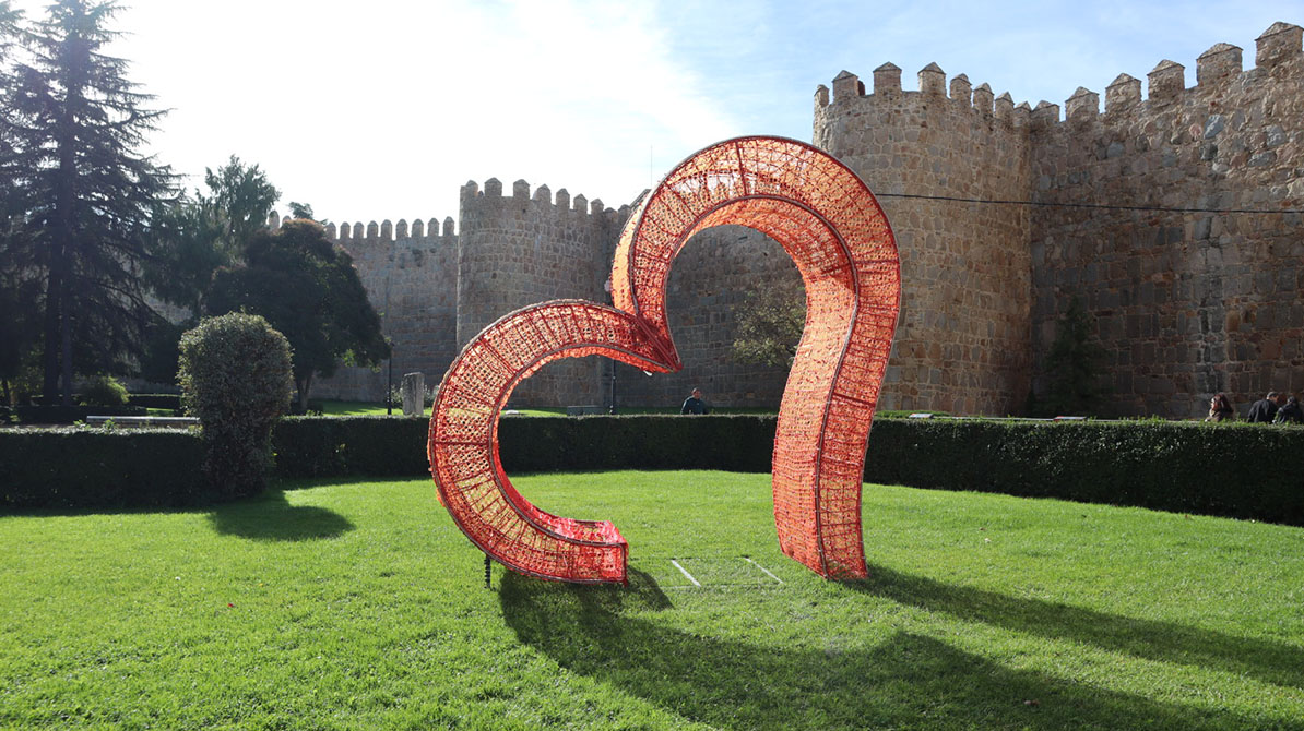 Decoraci&oacute;n de Navidad en el jard&iacute;n de San Vicente.