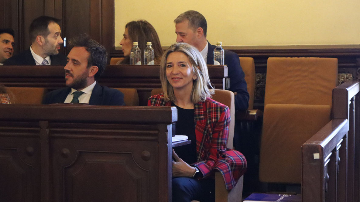 Alicia García, portavoz del Grupo Popular, en el último pleno del Ayuntamiento de Ávila