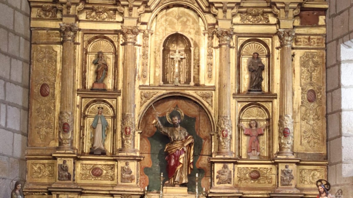 Detalle del retablo de la iglesia de Mijares.