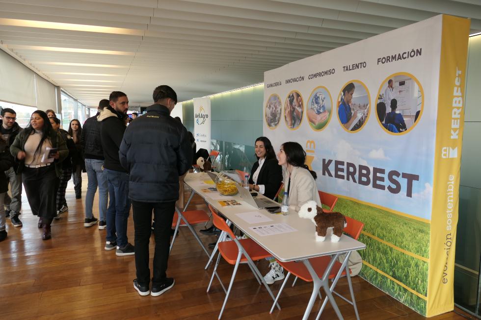 La Feria de Empleo Ávil@jobs en el Lienzo Norte.