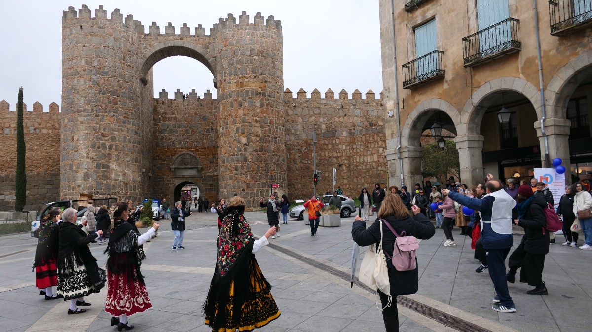 Actuación del grupo La Tajuela en el Día de la Diabetes.