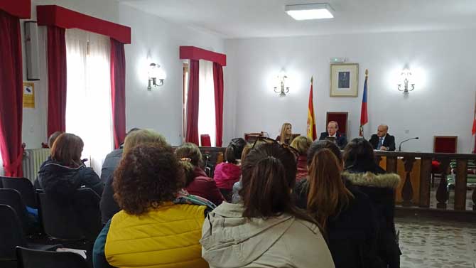 Jornada empresarial de Confae en Cebreros.