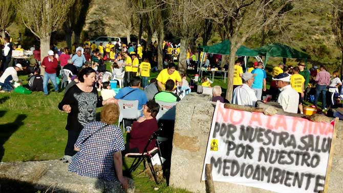 Imagen de archivo de una protesta contra los proyectos mineros.