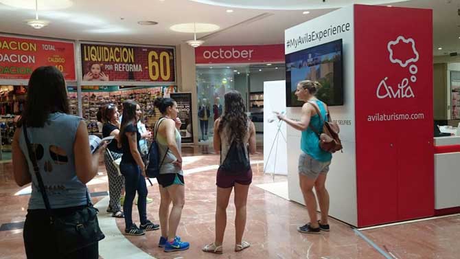 Promoci&oacute;n tur&iacute;stica de &Aacute;vila en Madrid.