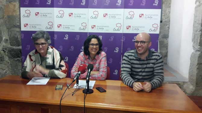 Concejales de IU en rueda de prensa.