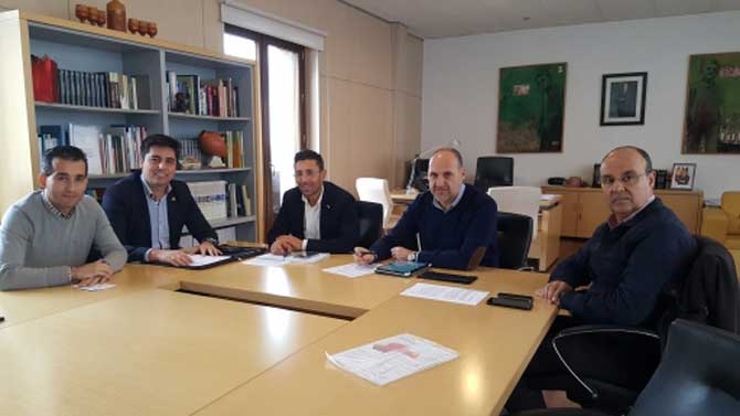 Reunión en la Junta de Castilla-La Mancha sobre la carretera de Oropesa.