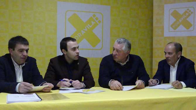 Reunión de diputados de Por Ávila para estudiar los presupuestos.