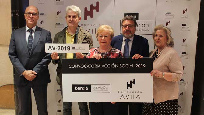 Convenio entre Autismo &Aacute;vila y Fundaci&oacute;n &Aacute;vila en octubre.