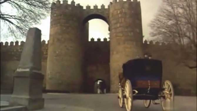 Fotograma de la pel&iacute;cula 'La sombra del cipr&eacute;s es alargada'.