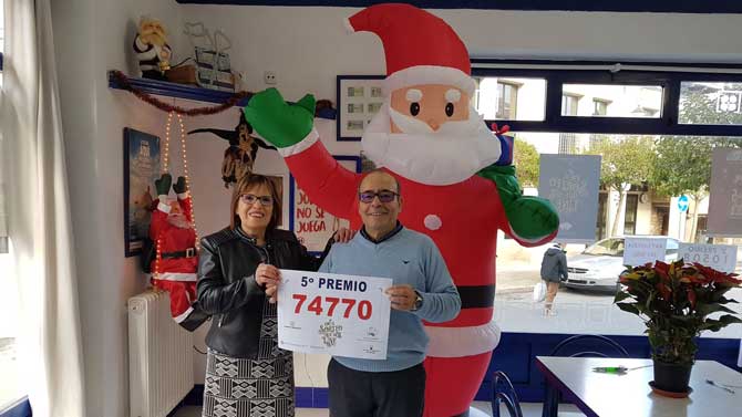 Quinto premio de la Loter&iacute;a de Navidad en Piedrah&iacute;ta.