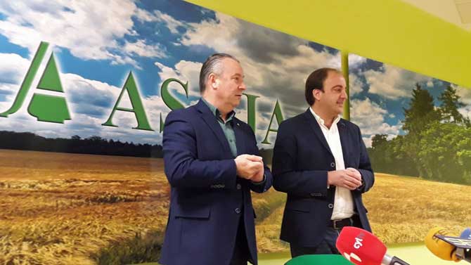 Rueda de prensa de Donaciano Dujo y Joaquín Antonio Pino.