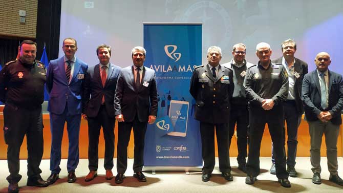 Presentación de la plataforma Ávilaamás en la Escuela de Policía.