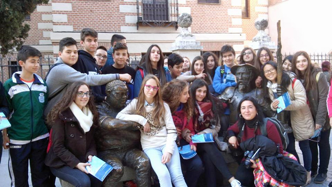 Escolares ganadores de una edición anterior del certamen de las Ciudades Patrimonio.