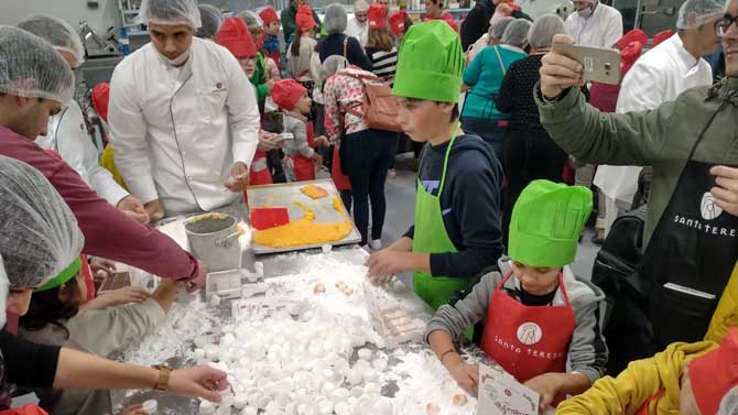 Taller de redondeo en Yemas de Santa Teresa.