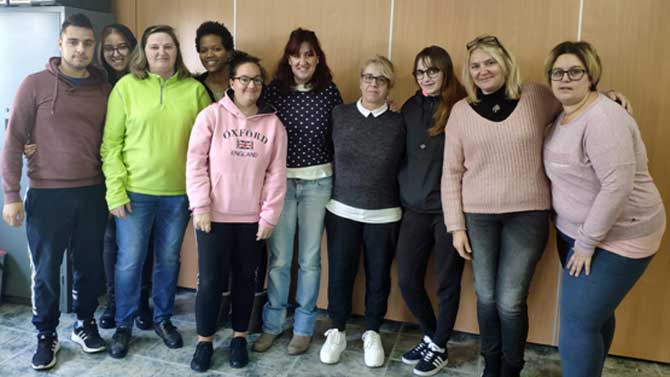 Alumnos del programa mixto de Asodema en Pajares de Adaja.