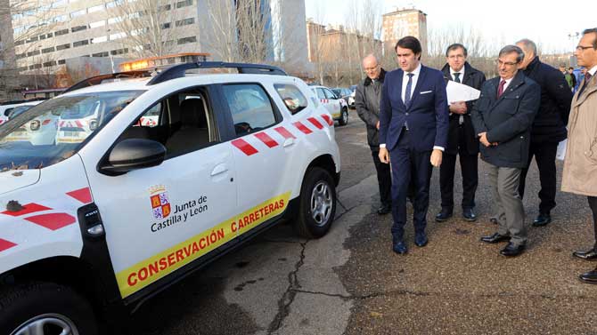 Entrega de veh&iacute;culos de Carreteras.