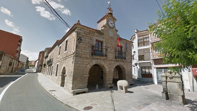 Plaza de la Constitución en El Barraco.