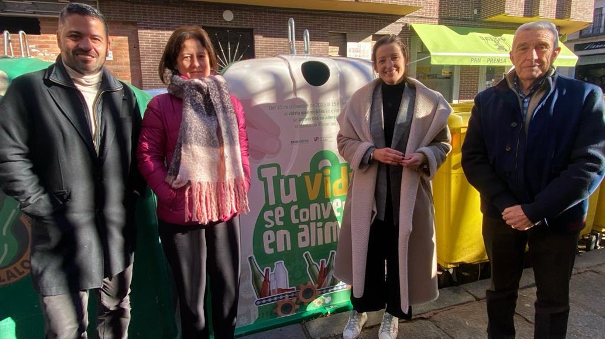 Presentación de los contenedores de la campaña para el Banco de Alimentos.