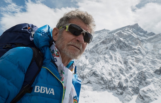 Carlos Soria.