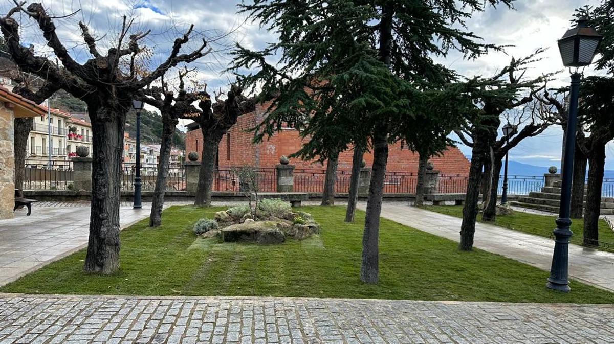 Parque del Rollo en Pedro Bernardo.