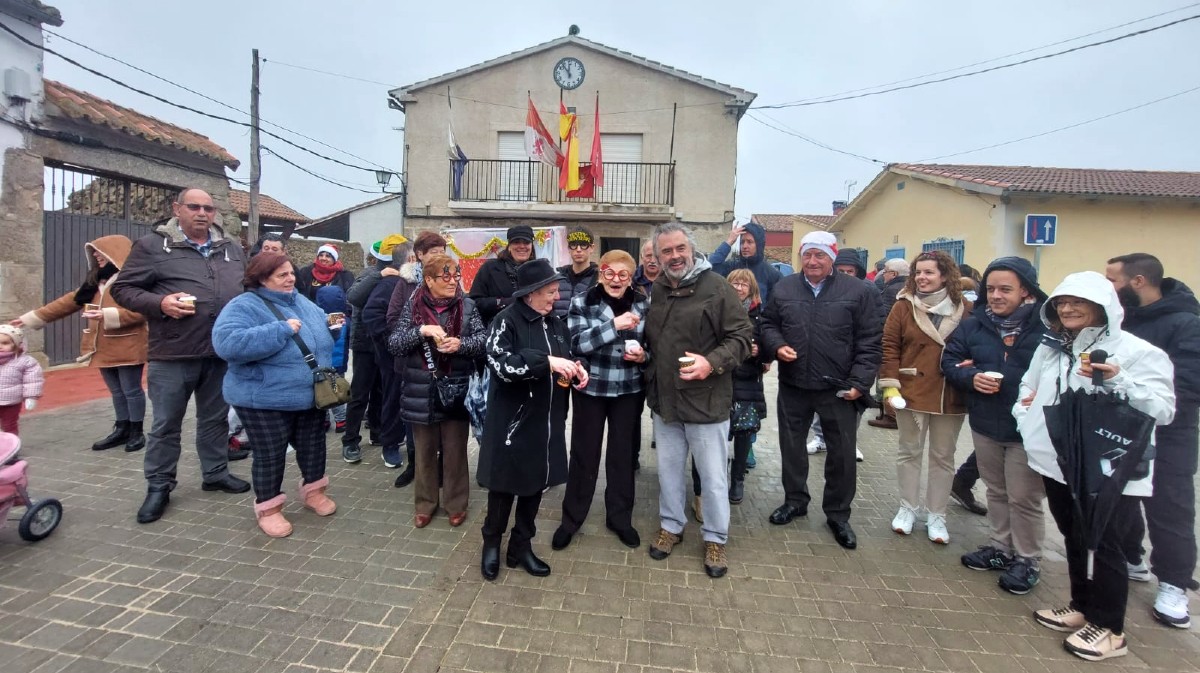 En Villar de Corneja se comen las uvas al mediodía.