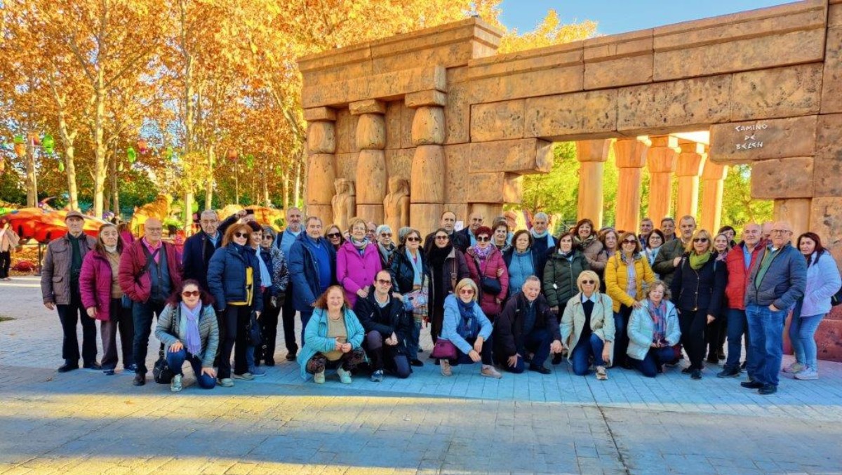 Viaje a Torrejón de Ardoz del Centro de Día para personas mayores Ávila I.