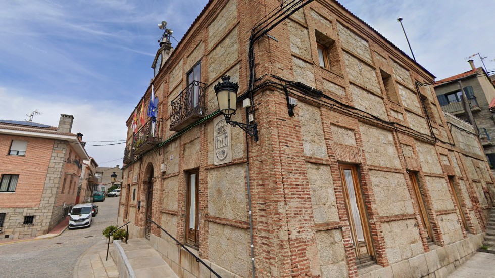 Ayuntamiento de Peguerinos.