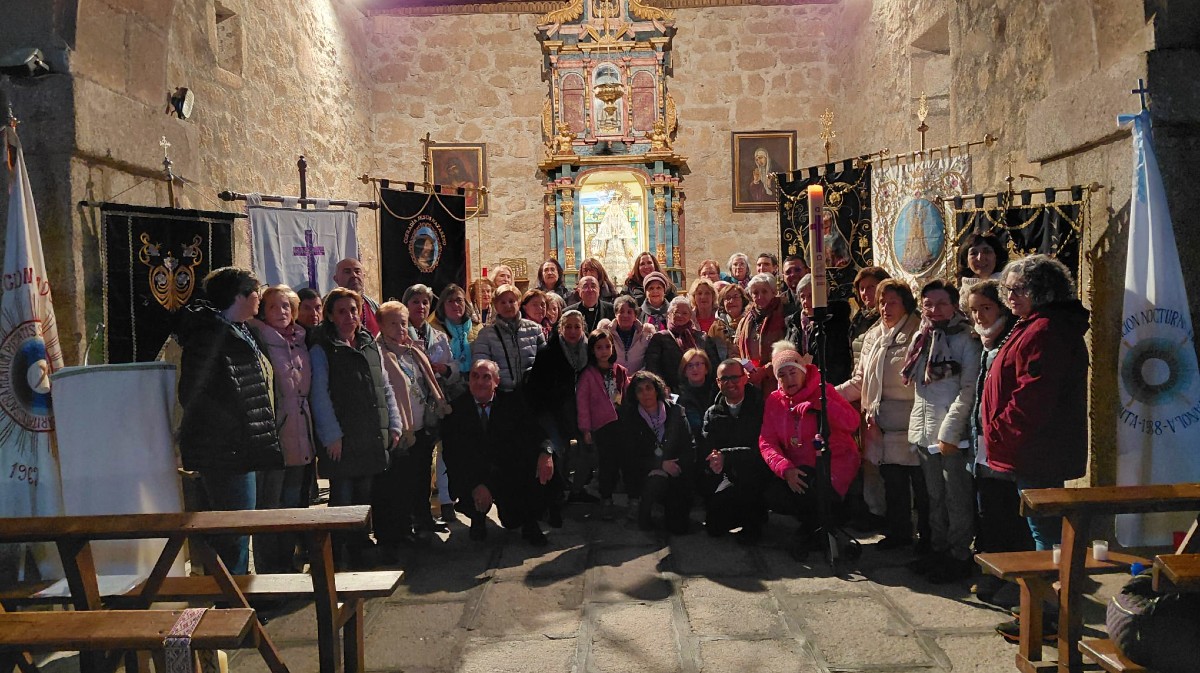 Visita pastoral del obispo de &Aacute;vila a Piedrah&iacute;ta.