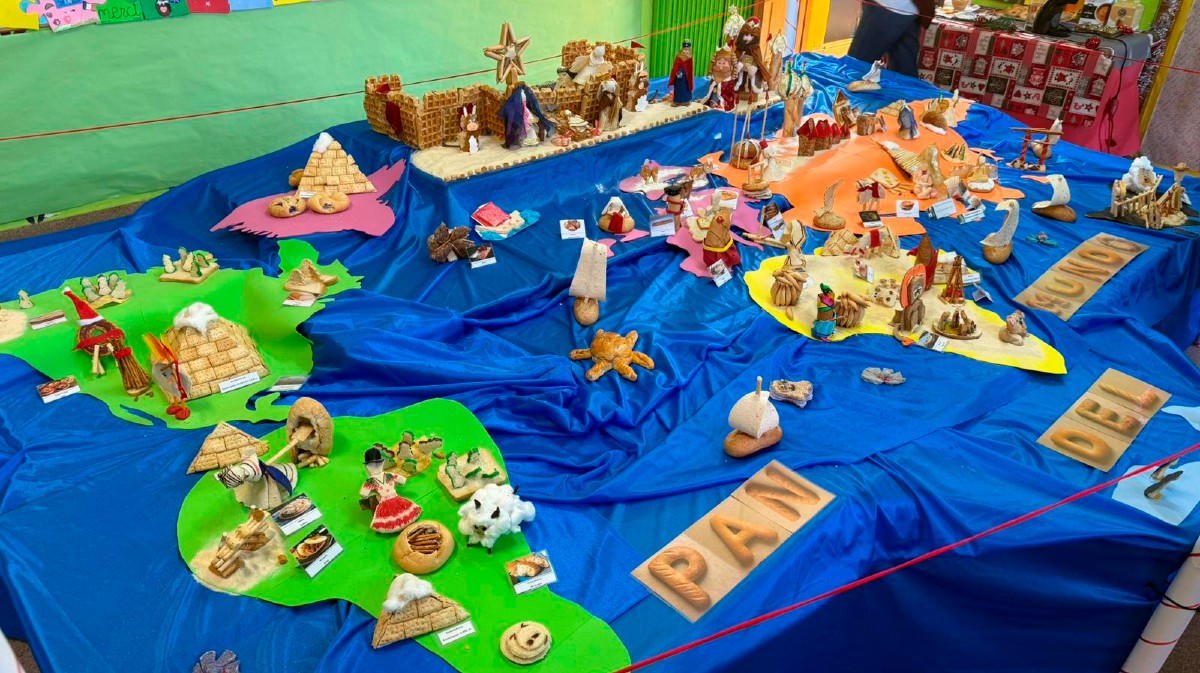 'Pan del mundo', bel&eacute;n del CEIP Reina Fabiola, ganador del concurso de nacimientos.