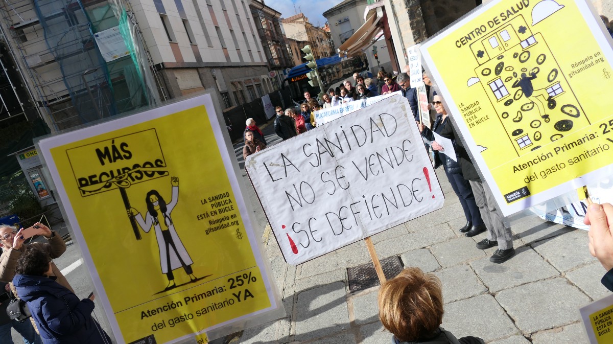 Concentración por la sanidad pública ante la Junta en noviembre.