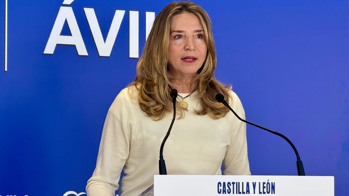 Alicia García en la comidad de Navidad del PP.