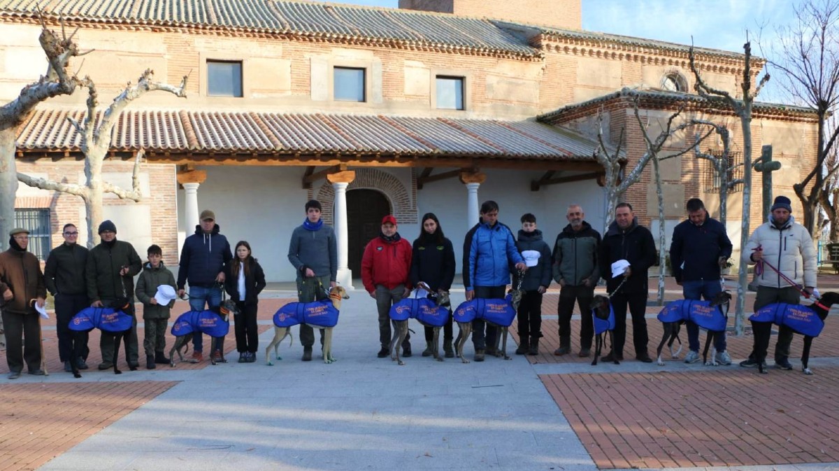 Participantes en la Copa Diputaci&oacute;n de Galgos en Donjimeno.