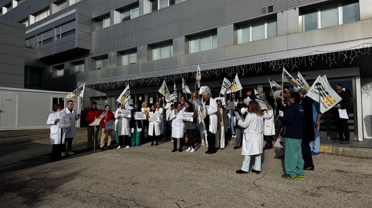 “Con los médicos que tenemos” las nuevas unidades sanitarias anunciadas por la Junta son “imposibles”