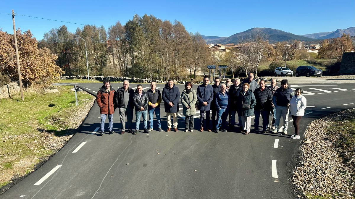 Visita a la mejora de la carretera AV-P-675.