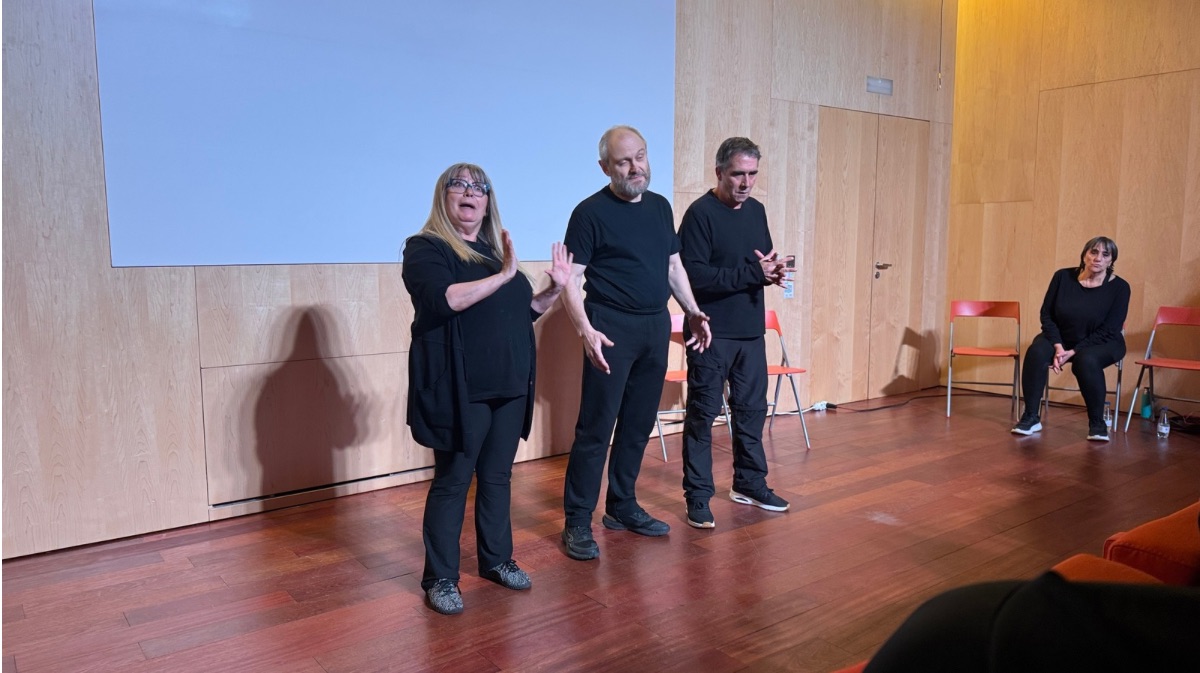 Los Impro-sibles actuando en Operaci&oacute;n Igualdad.
