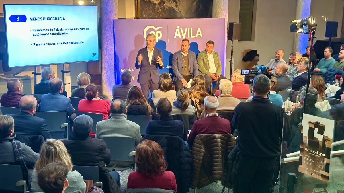 Acto del PP con autónomos en el palacio de los Serrano.