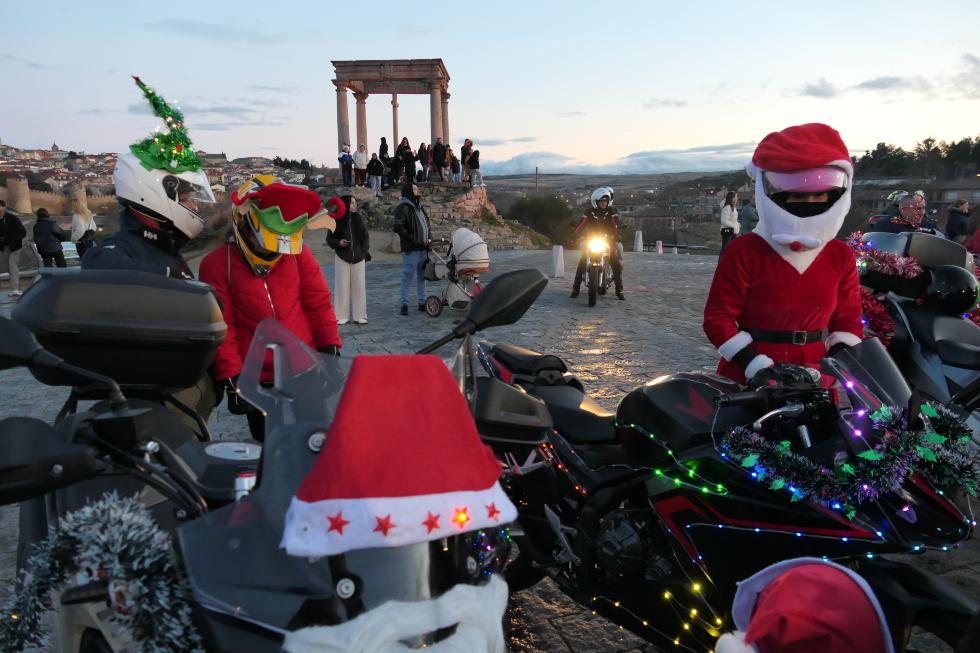 Papanoelada Motera en &Aacute;vila.