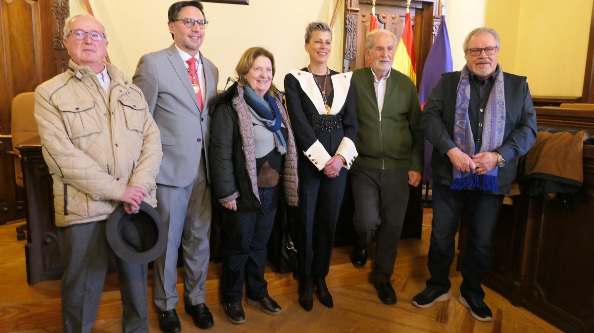 Acto del 40 aniversario de la declaración de Ávila como Ciudad Patrimonio en el Ayuntamiento.