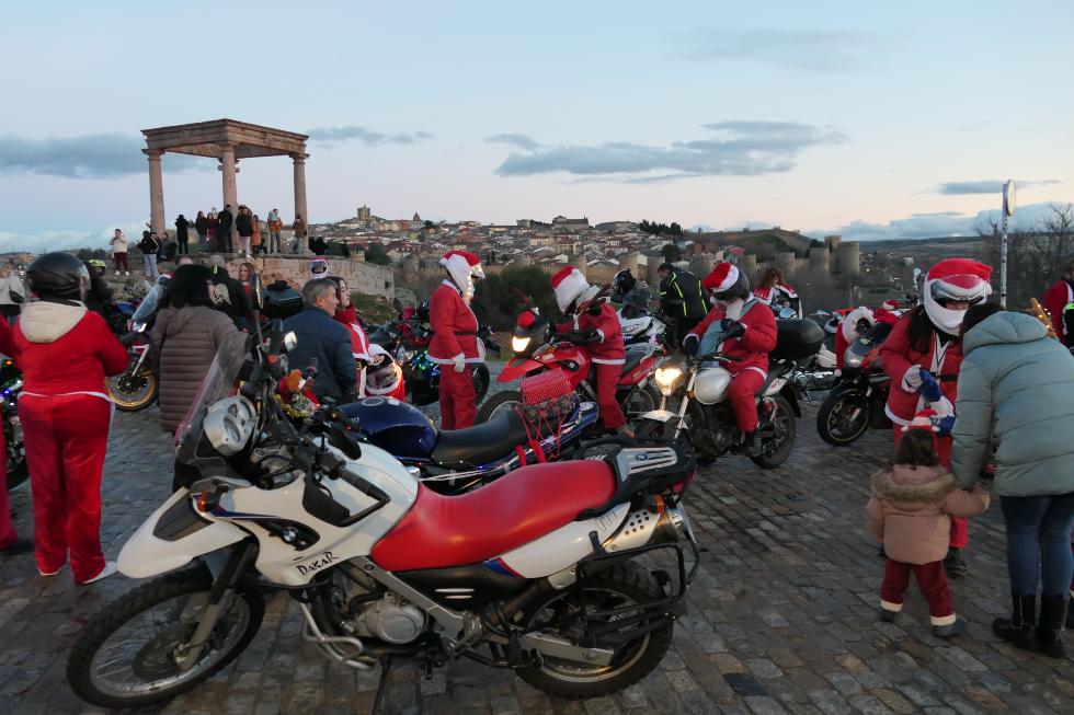 Papanoelada Motera en &Aacute;vila.