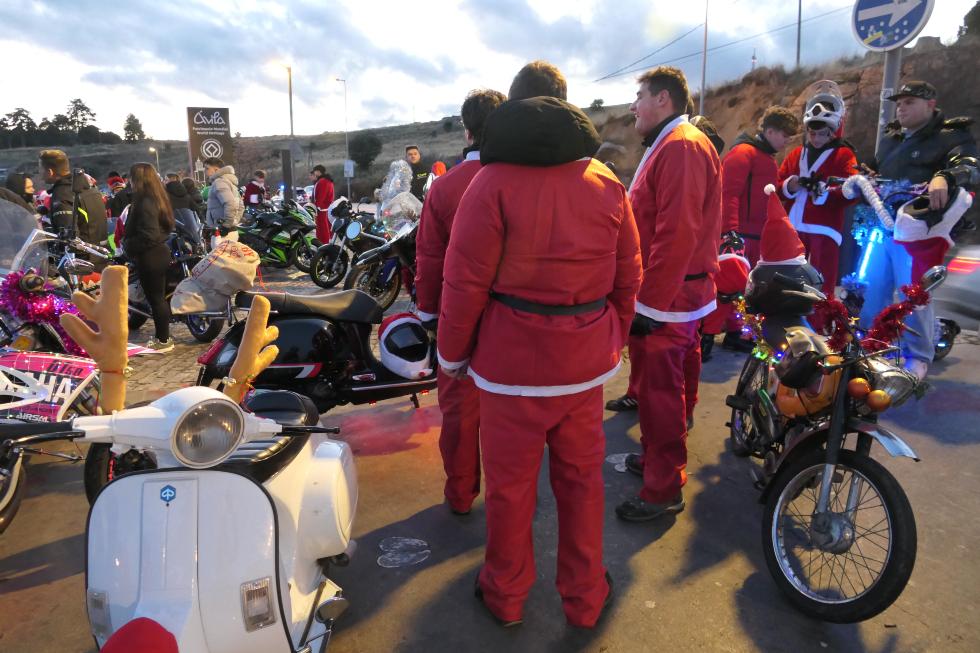 Papanoelada Motera en &Aacute;vila.
