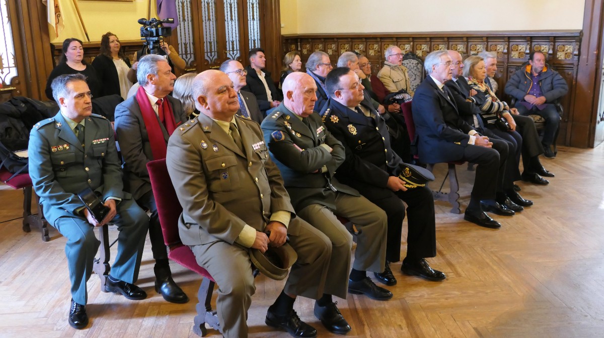 Acto del 40 aniversario de la declaración de Ávila como Ciudad Patrimonio en el Ayuntamiento.